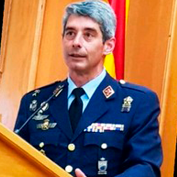 &Aacute;ngel G&oacute;mez de Agreda</p>
<p>